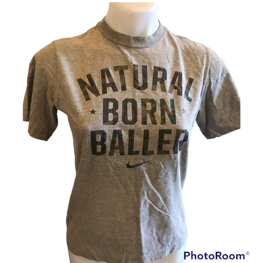 Boy’s Nike Natural Born Baller Grey Crew Neck T Shirt size Large
